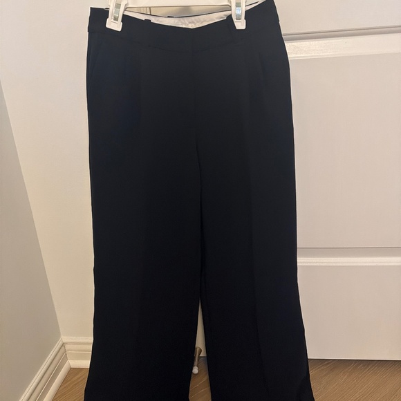 Arizia Effortless Pant- low rise